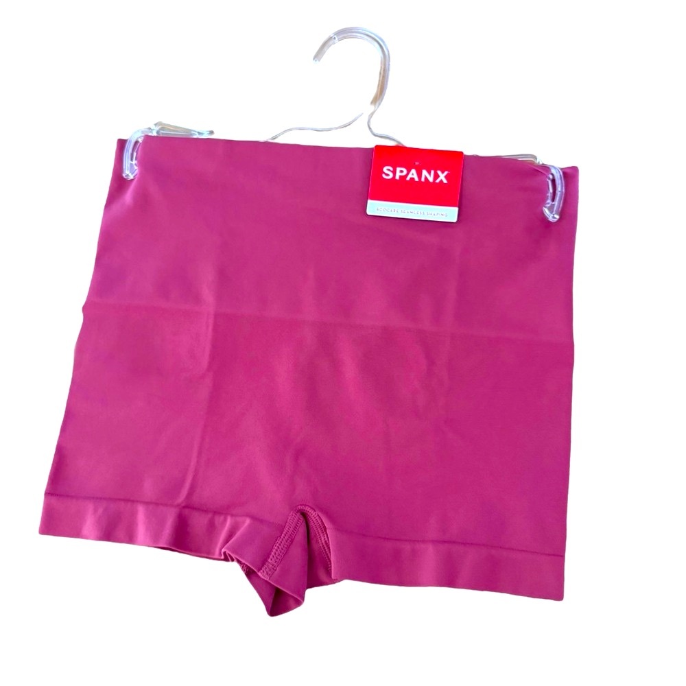 NWT SPANX Booty Shorts, Shaping Bike Shorts, Shapewear, Boy Shorts